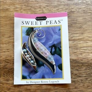 Vintage Artisan Ronna Lugosch Sterling Sweet Peas Brooch